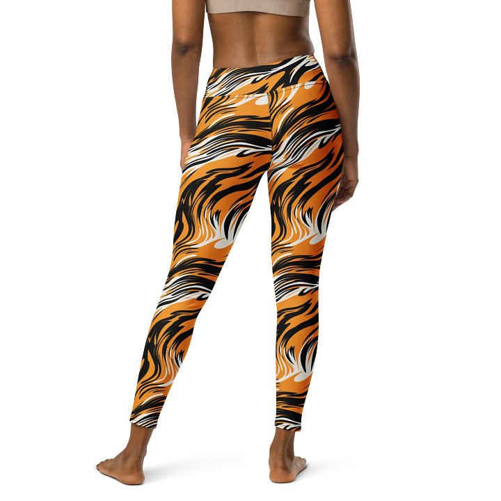 Fierce Flames Print Leggings - Bold Orange, Black & White Design product image (2)