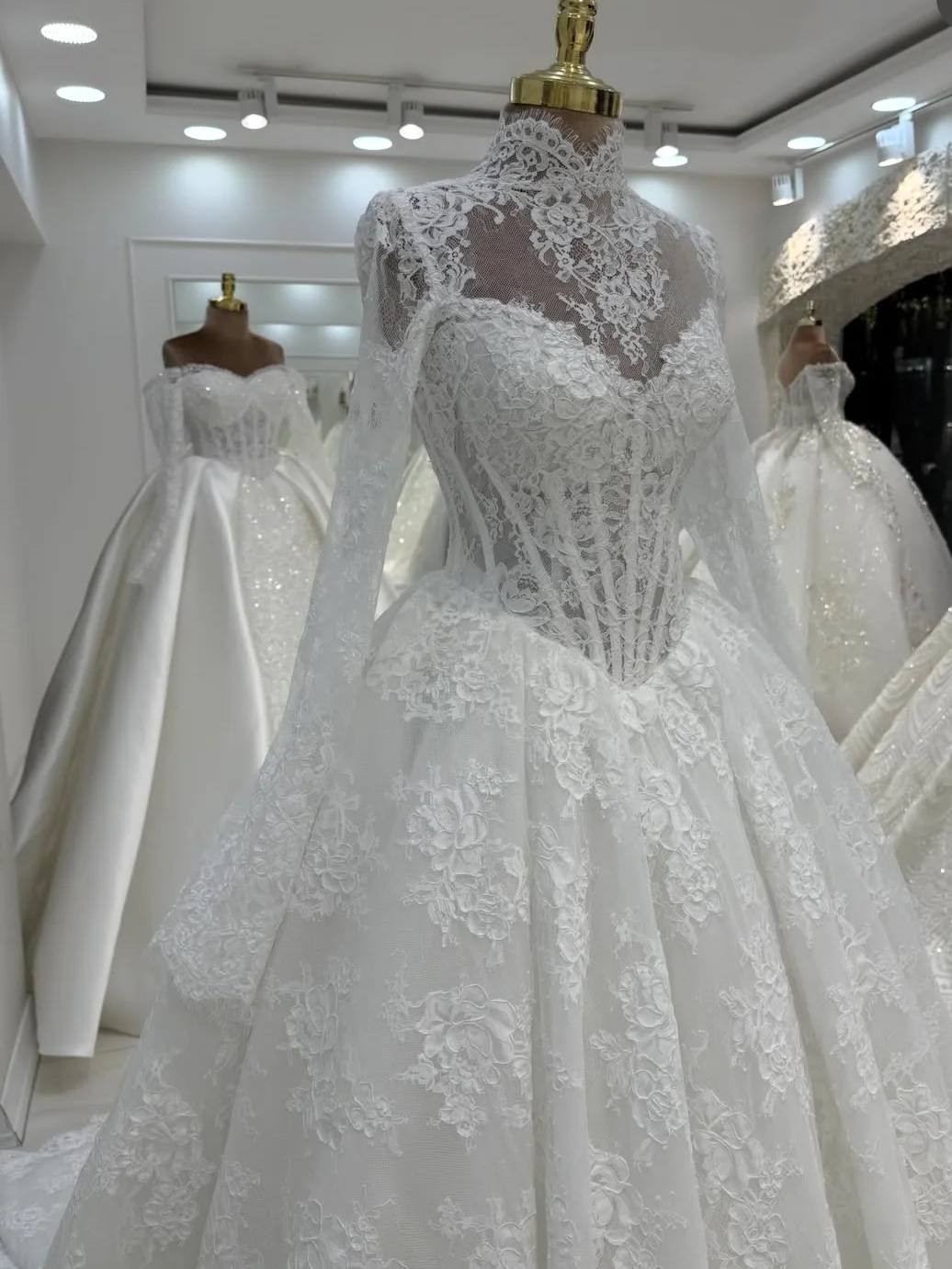 Wedding dress product image (3)