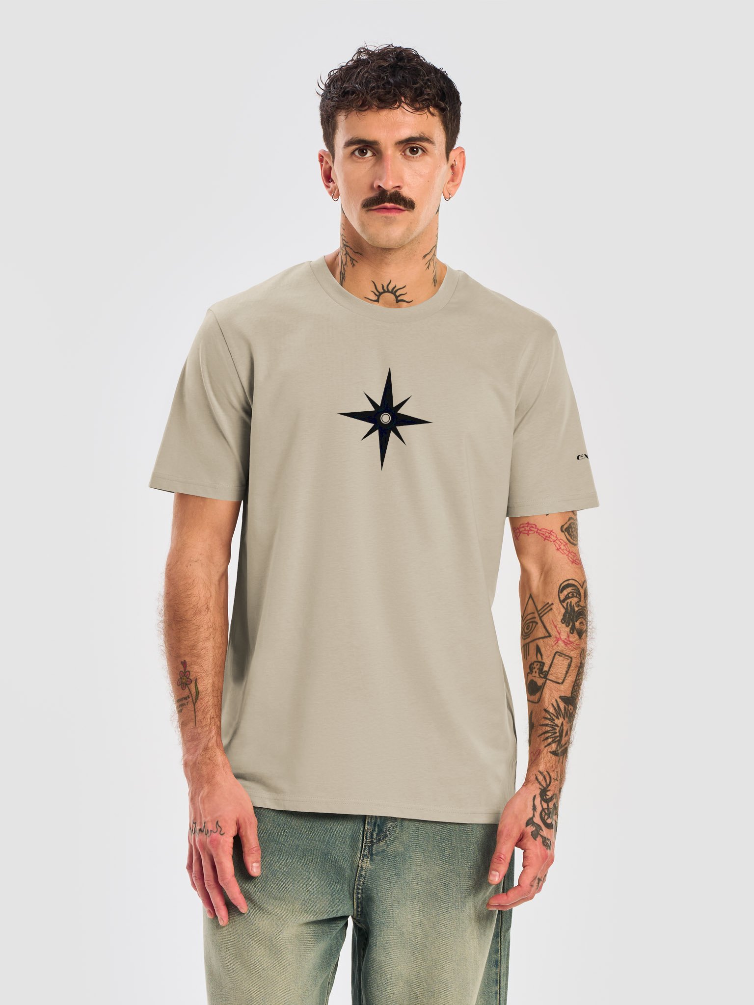 OUTWARD DARK TEE product image (2)