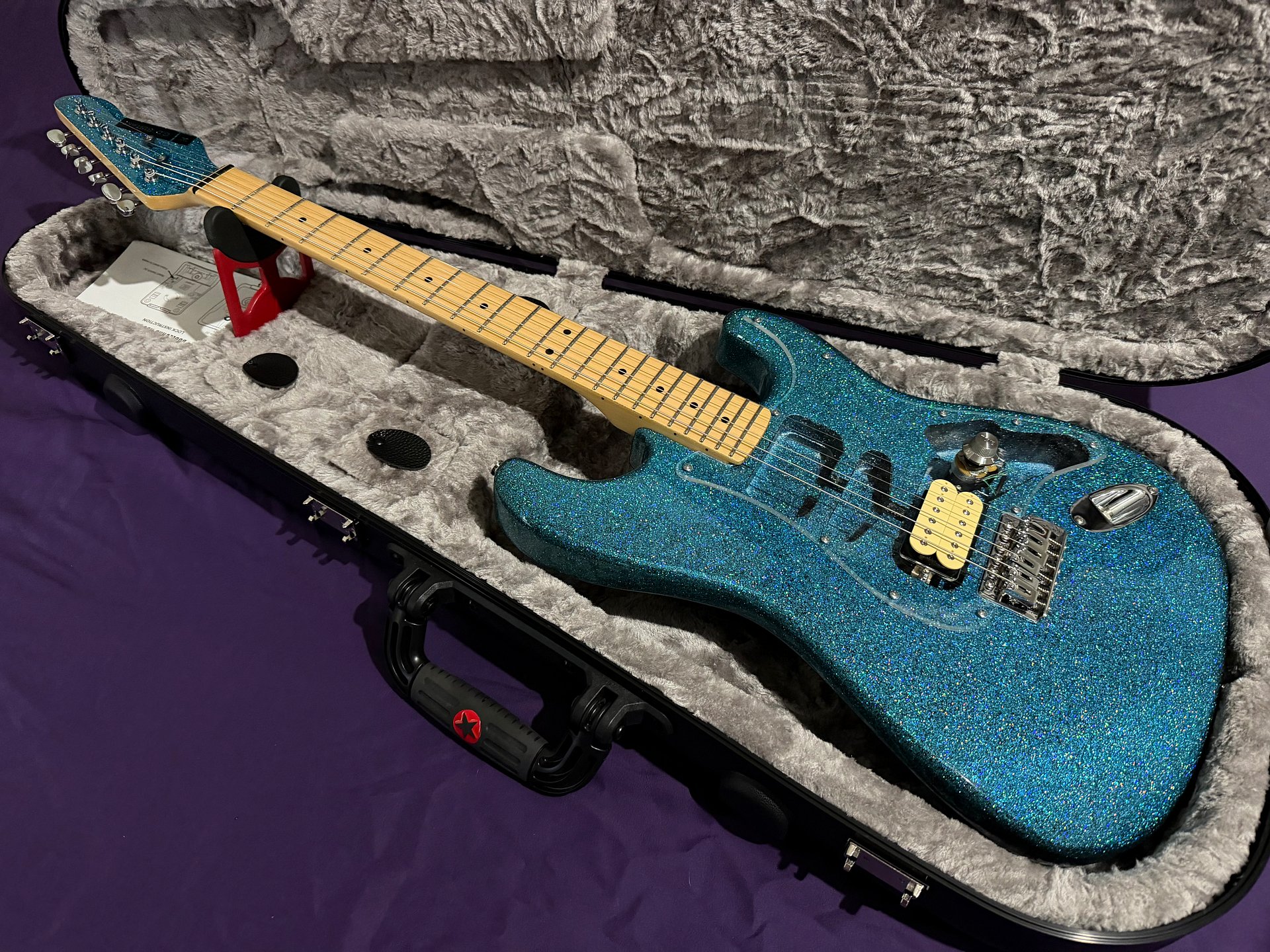 GD Guitars Super S – Aqua Teal Metallic Sparkle | Gamsbucker Equipped | Stainless Steel Frets | Hardshell Case | Single Humbucker product image (10)