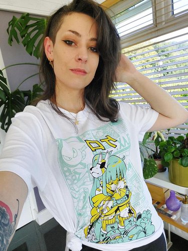 We love when you share your customer photos! 💕

Here’s the wonderful @helixel looking amazing in our Frog Tee ✨🐸

#eyepatchwo...
