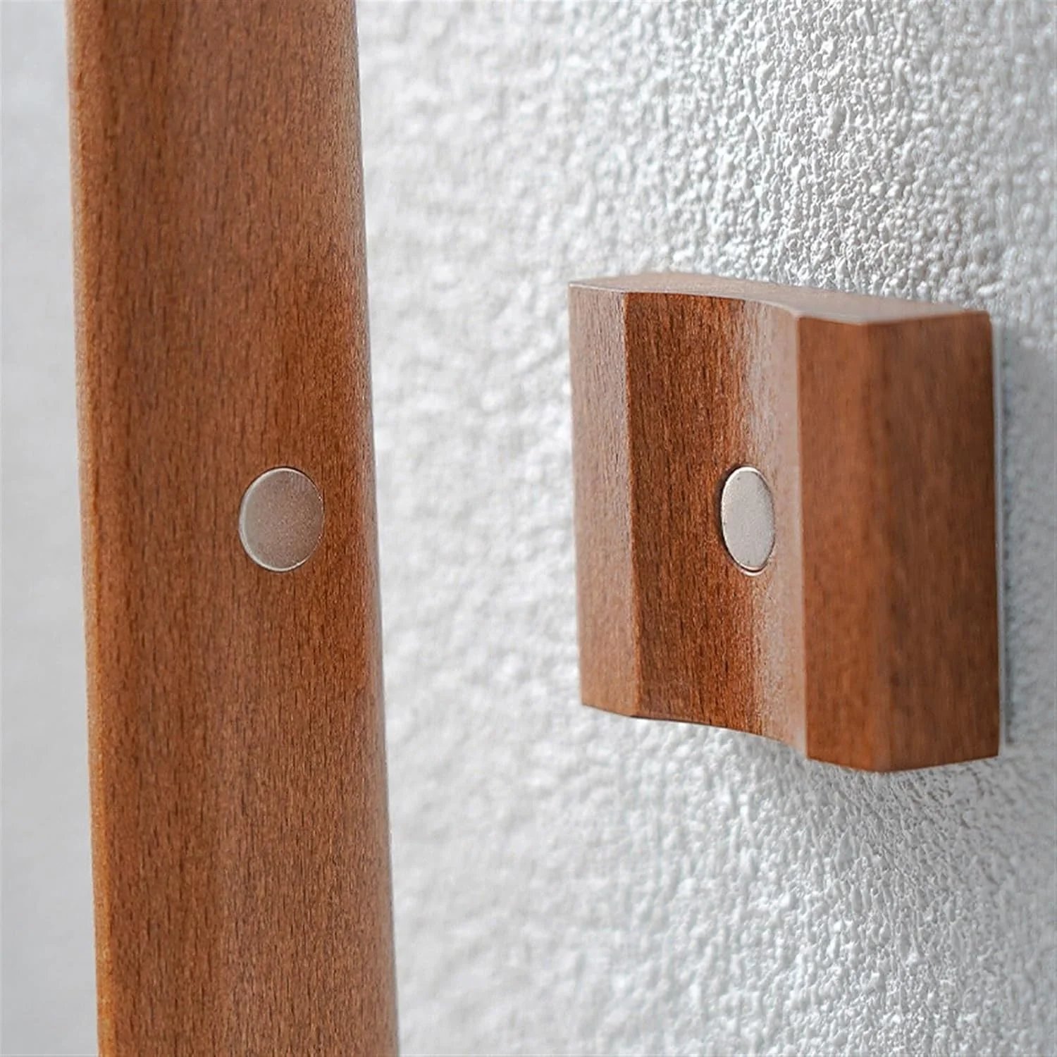Minimalist Magnetic Shoehorn with Wall Mount product image (10)
