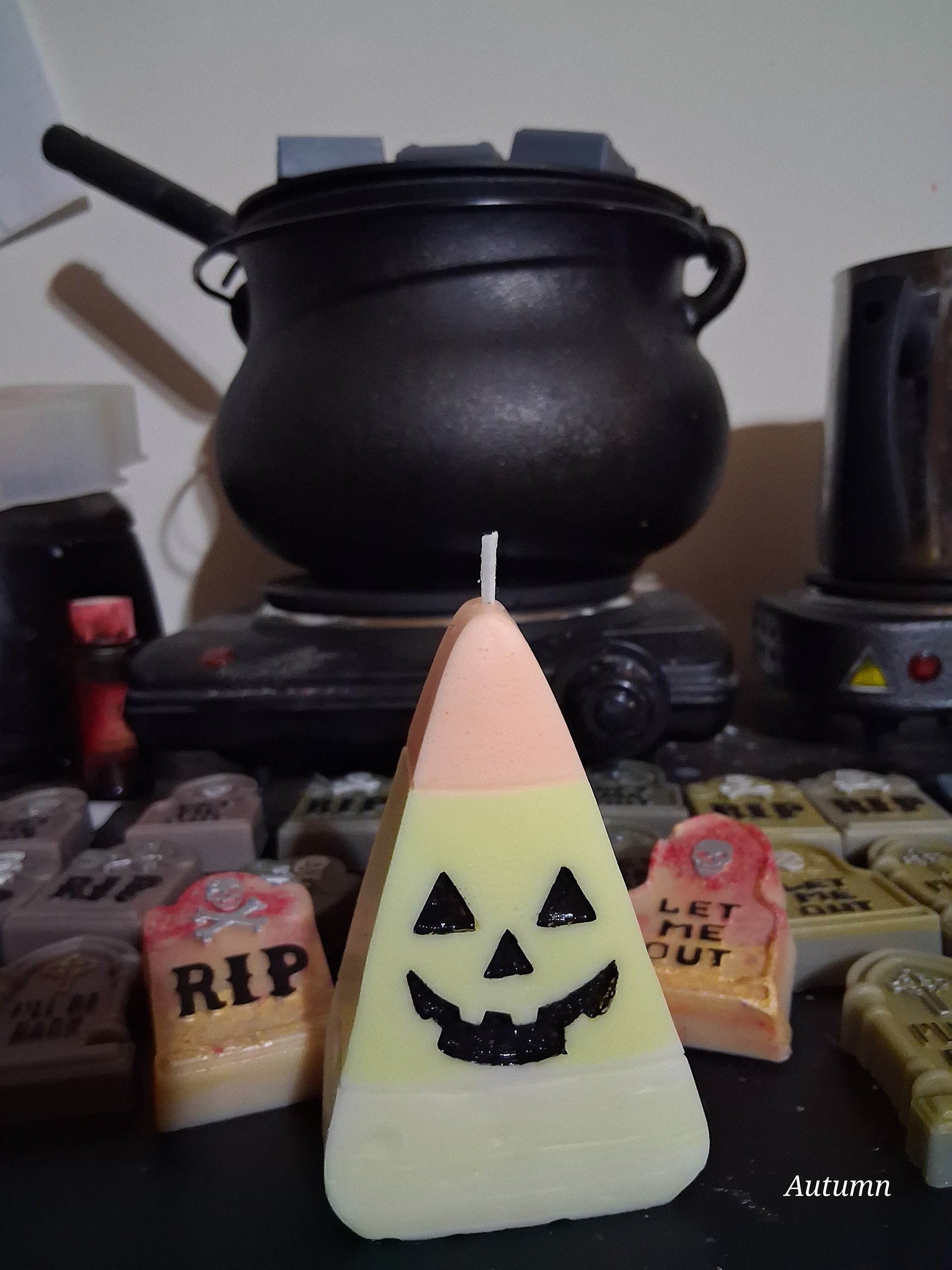 Candy Corn -o-lantern product image (3)