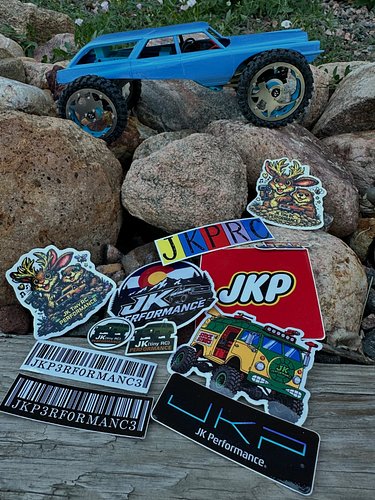 Got a new batch of stickers and orders over the weekend got a few! Also check out that comp cut wagon body from @virginiaisfo...
