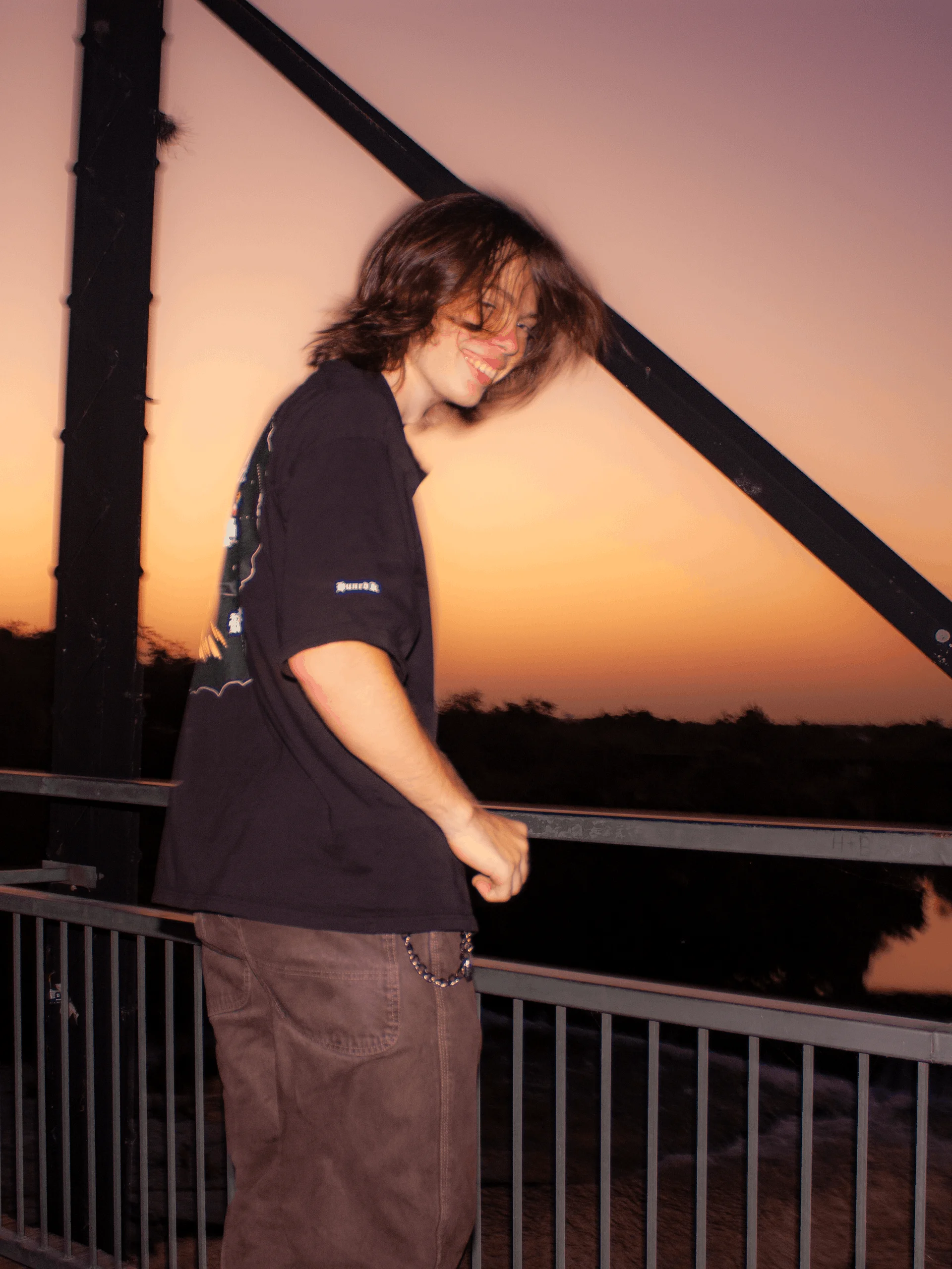 HK Reminiscent Oversized Tee product image (3)