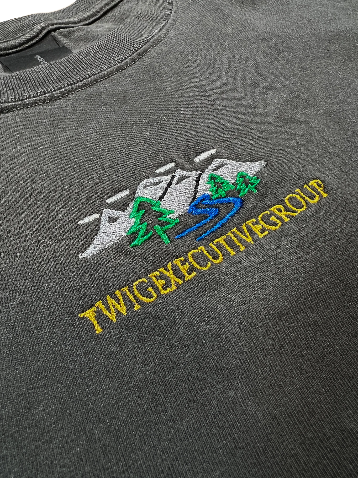 twigexecutivegroup™ classic shirt product image (4)