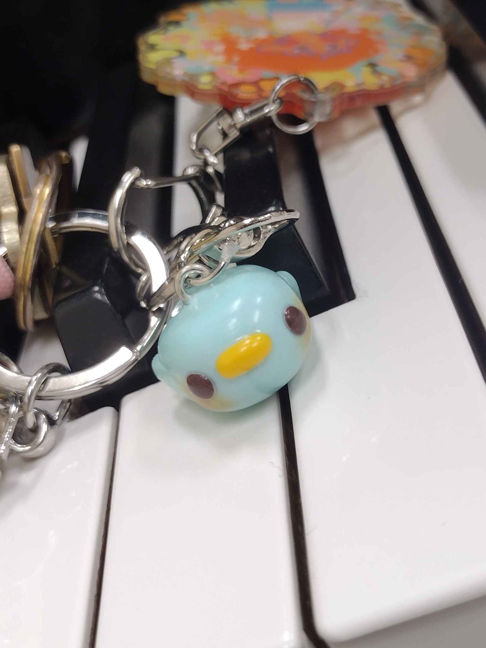 [PRE-ORDER] Chicken 🐥 Keychain product image (3)
