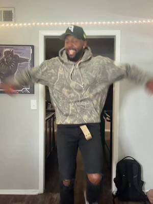 It’s been a while‼️ so I thought all come back with a new dance🔥.  How’s everyone been. #fettywap  #fyp #dance #AyoItsPrince #likeme 