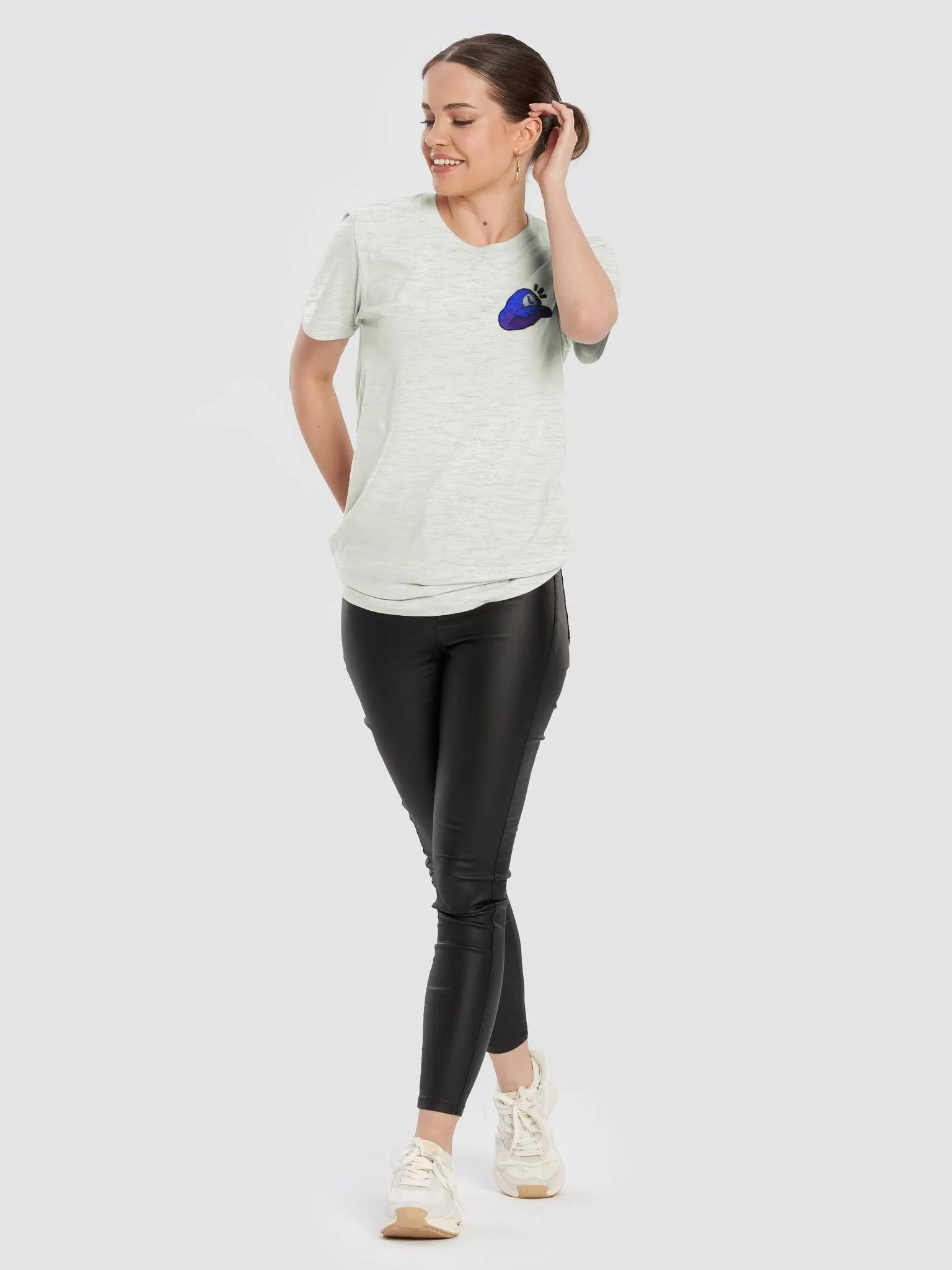 Skully Iconic Cap T-Shirt product image (101)