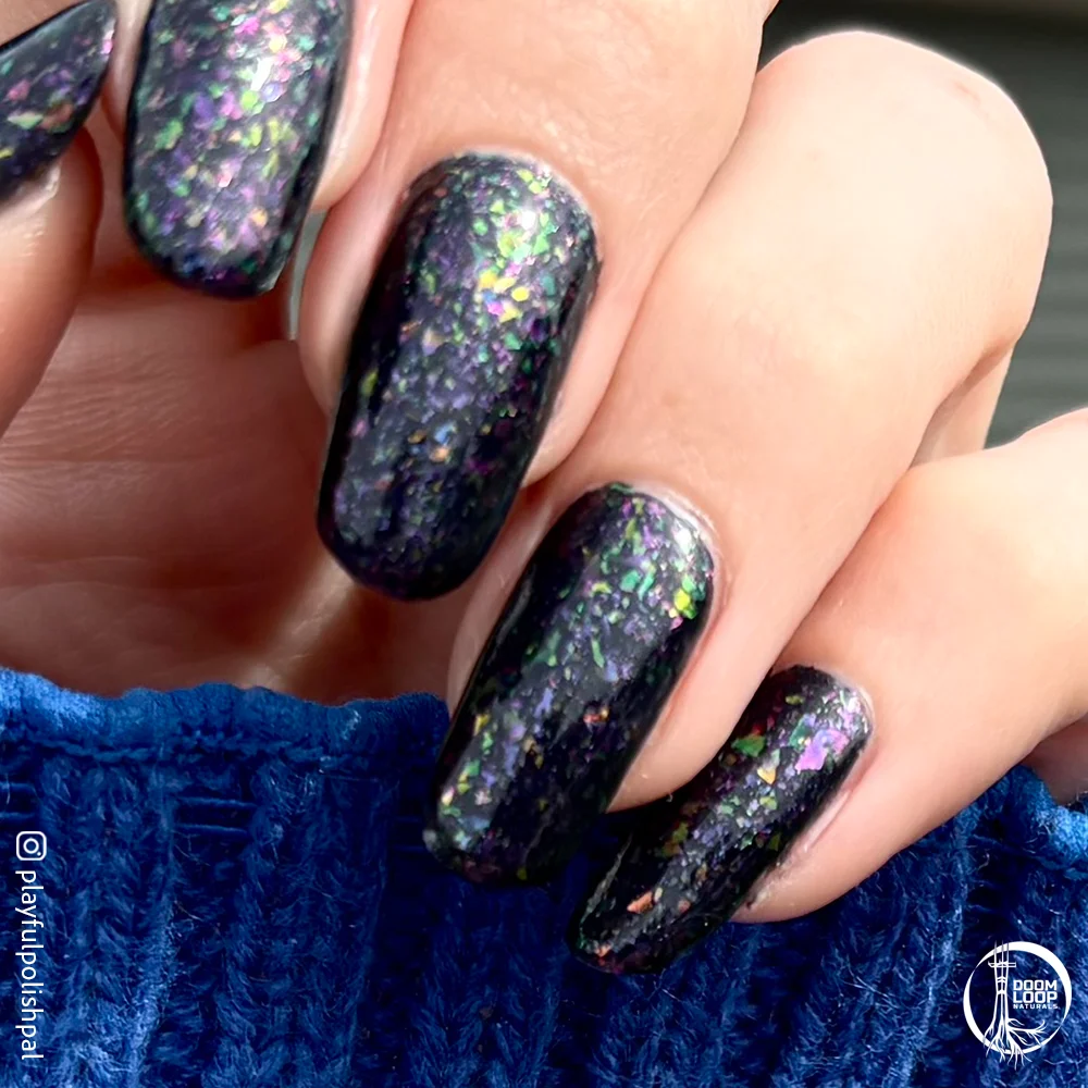 BLUE HOUR BREAK - Midnight Blue Jelly Flakie Nail Polish product image (7)