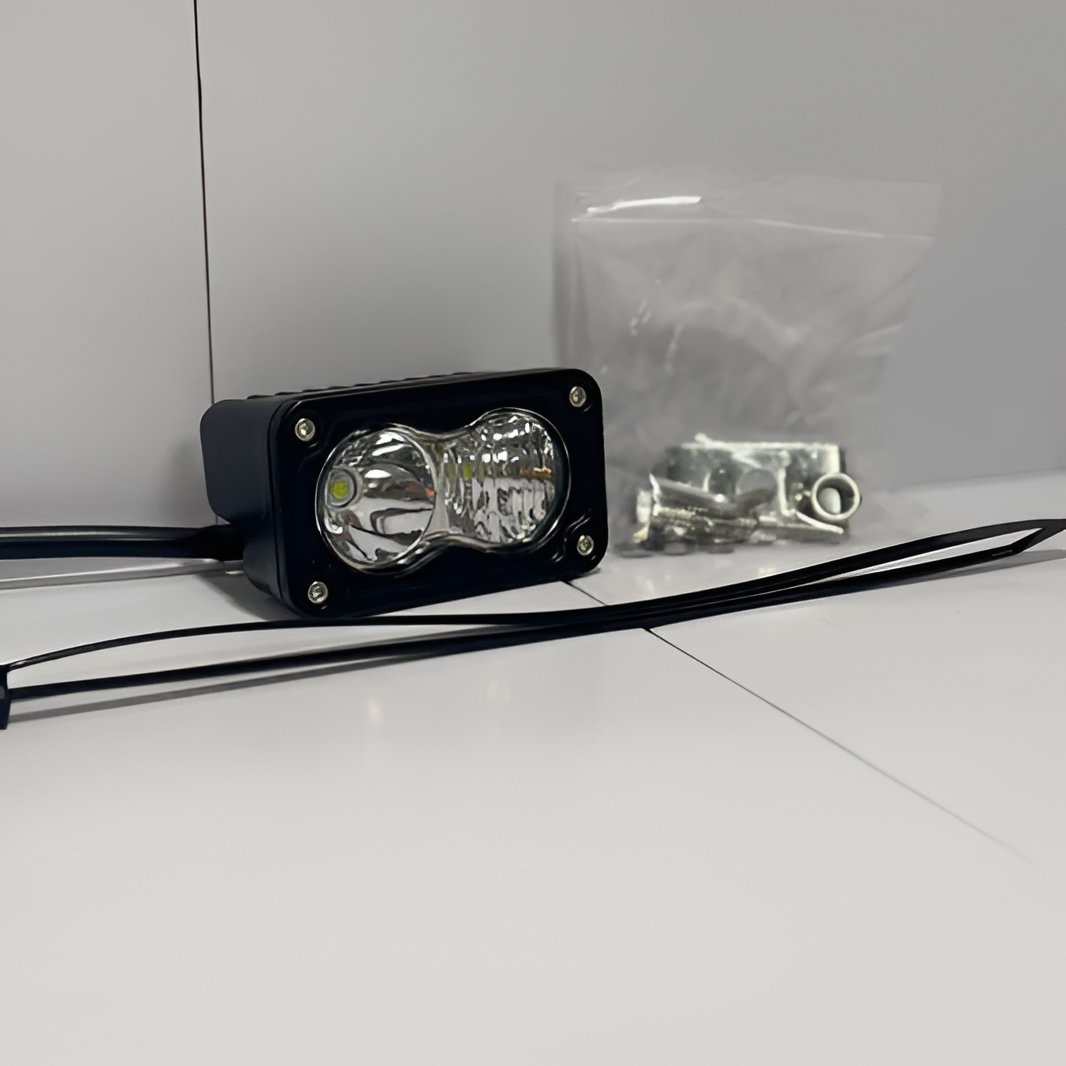 Baja Style Plug N Play Universal E Bike Light product image (2)