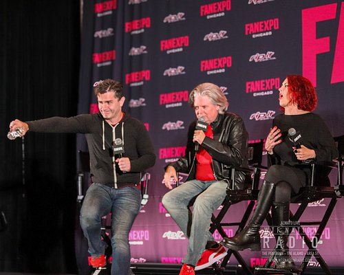 From pouring one out for the homies to beatboxing their favorite Star Wars music, the Star Wars panel did not disappoint. Oh ...