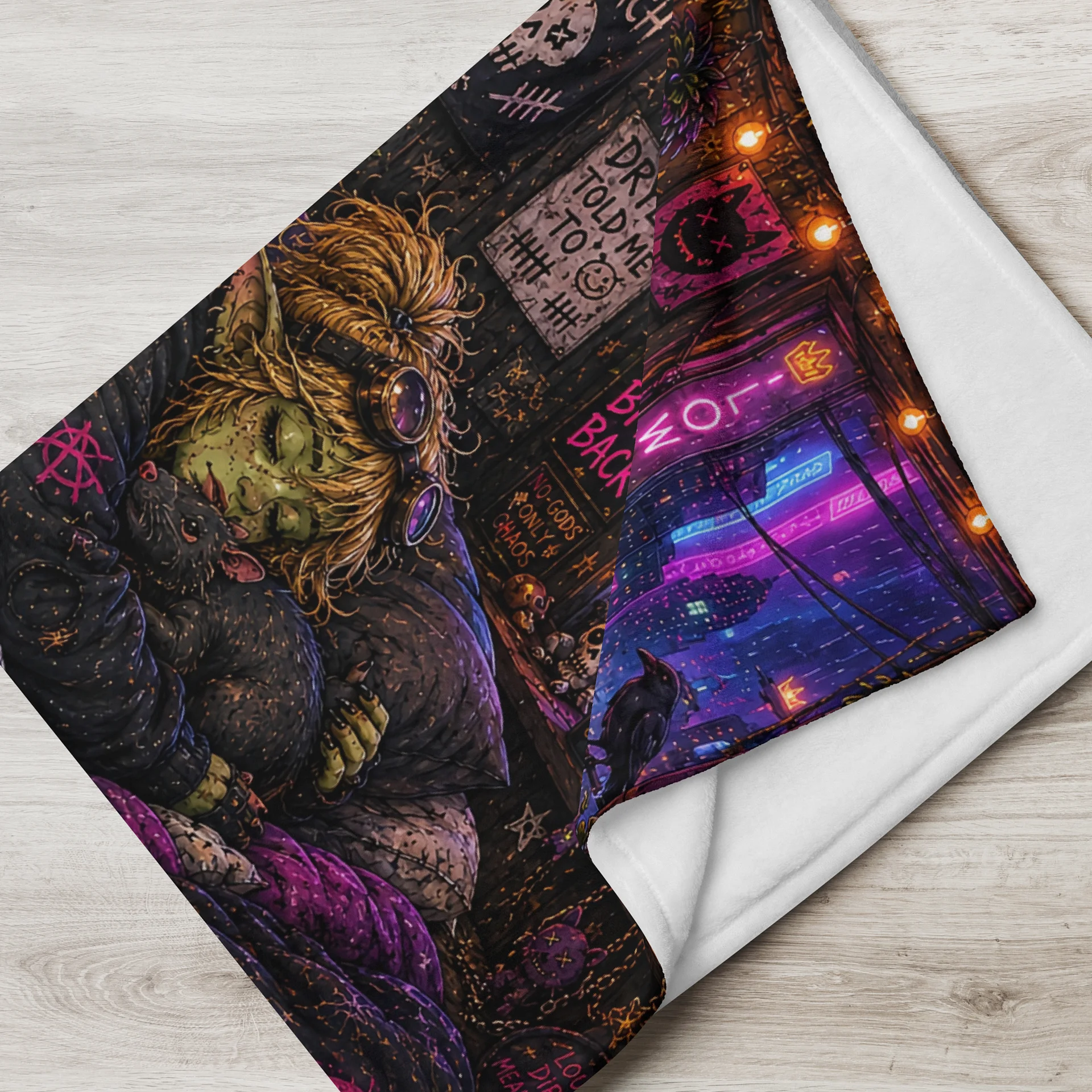 Nib's Goblin Nest Throw Blanket product image (7)