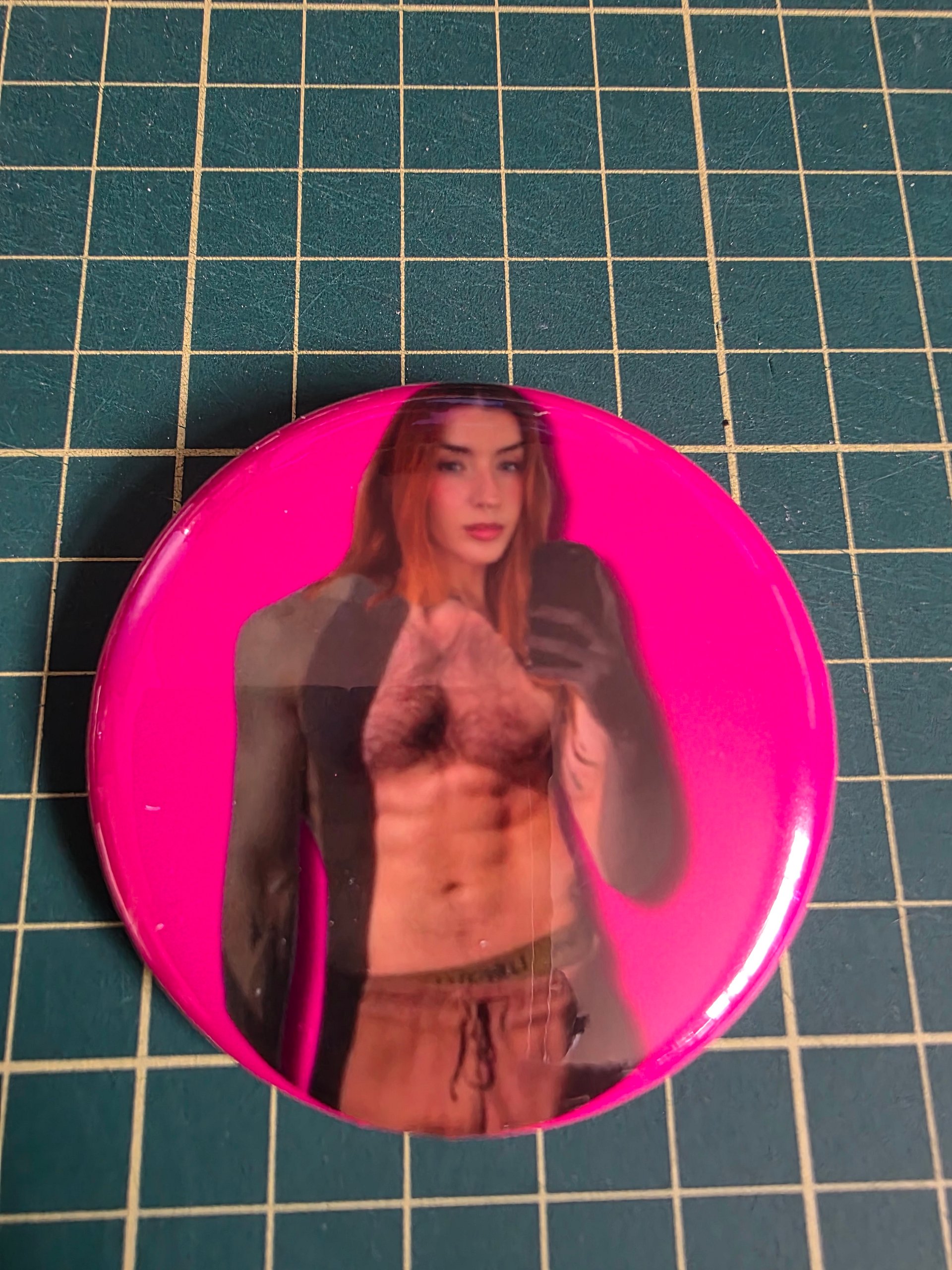 Kleebz - Button product image (1)