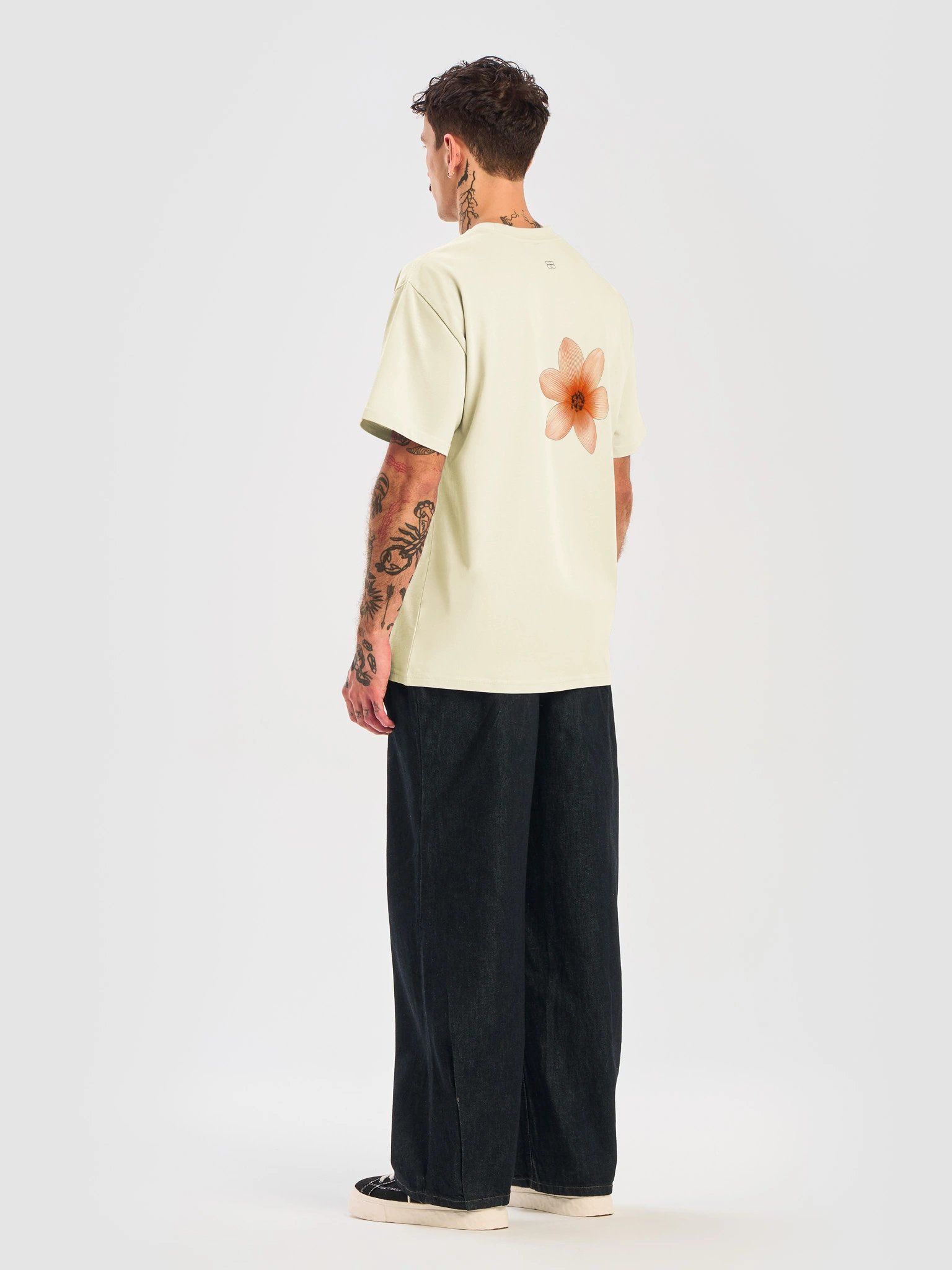 IBIZA Red Flower T-Shirt product image (8)