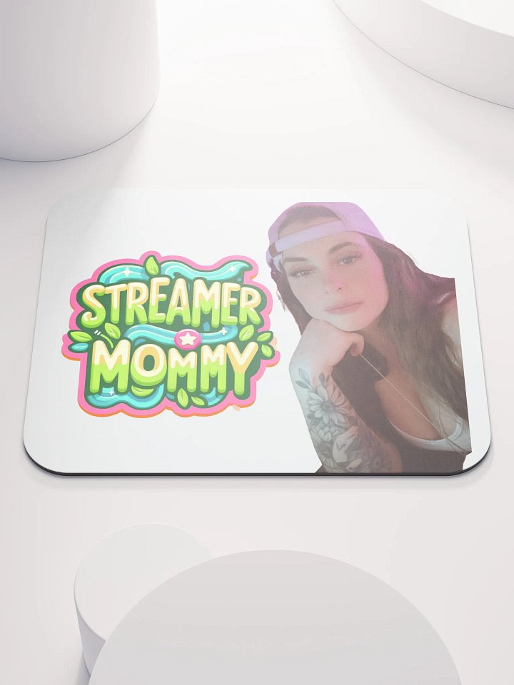 STREAMER MOMMY KILLA EMILY FACE MOUSEPAD product image (1)