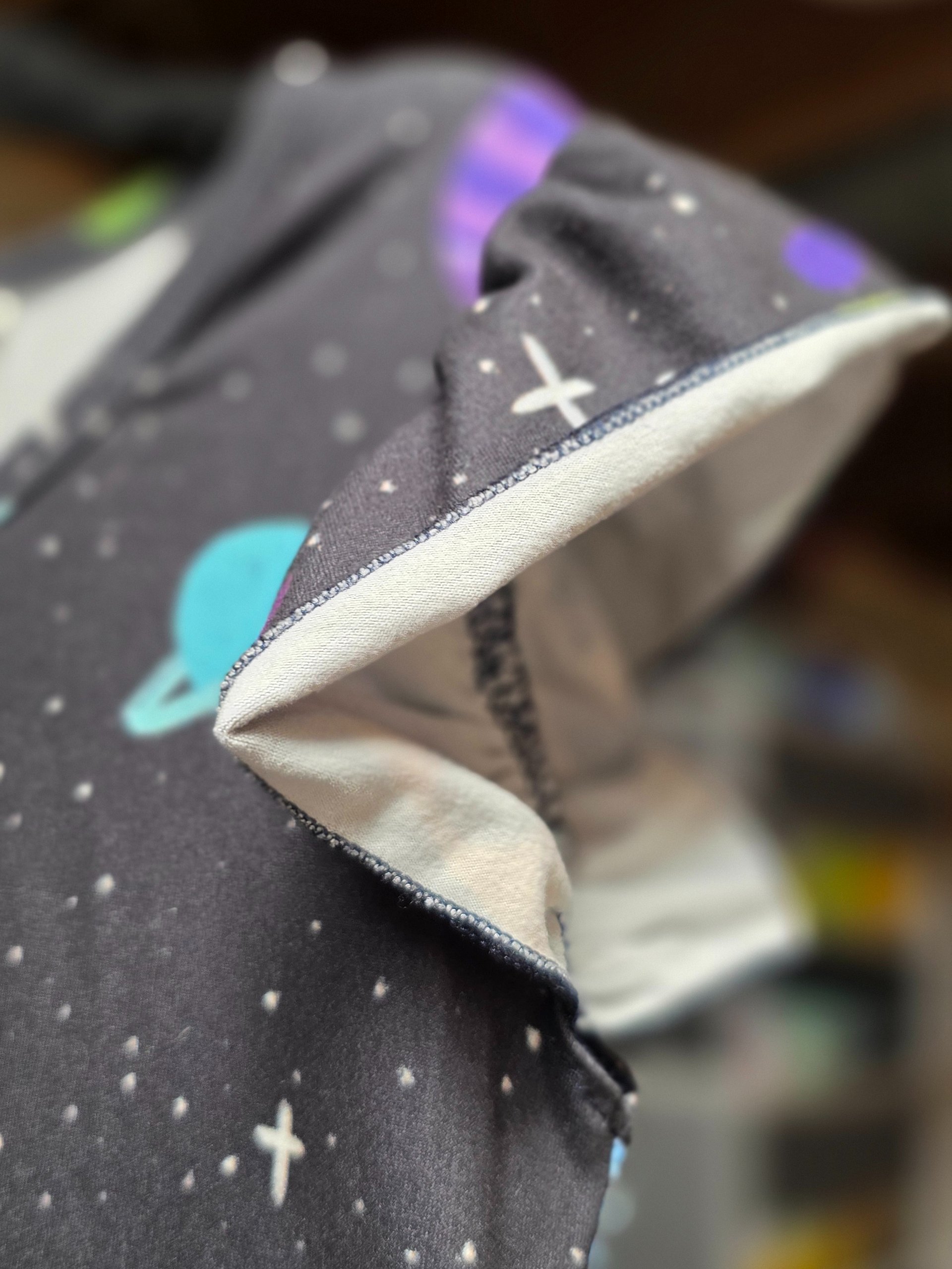 UNKNOWN - Size L (4) - GENTLY USED - Space kid dress product image (3)