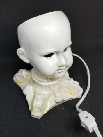 Original Creepy Doll Head Lamp product image (5)