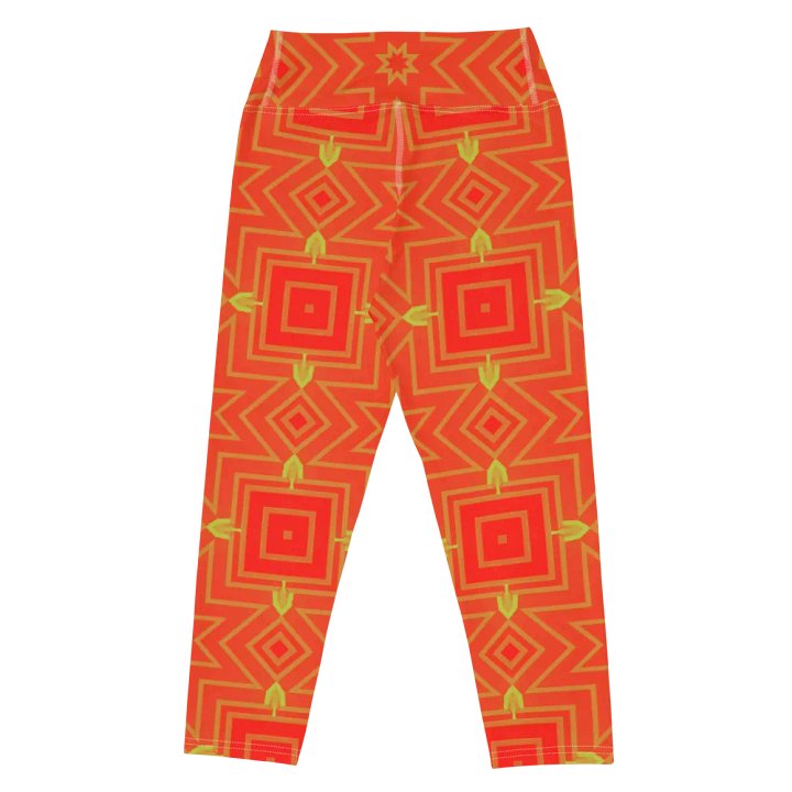 Modern Maze Capri Leggings product image (2)