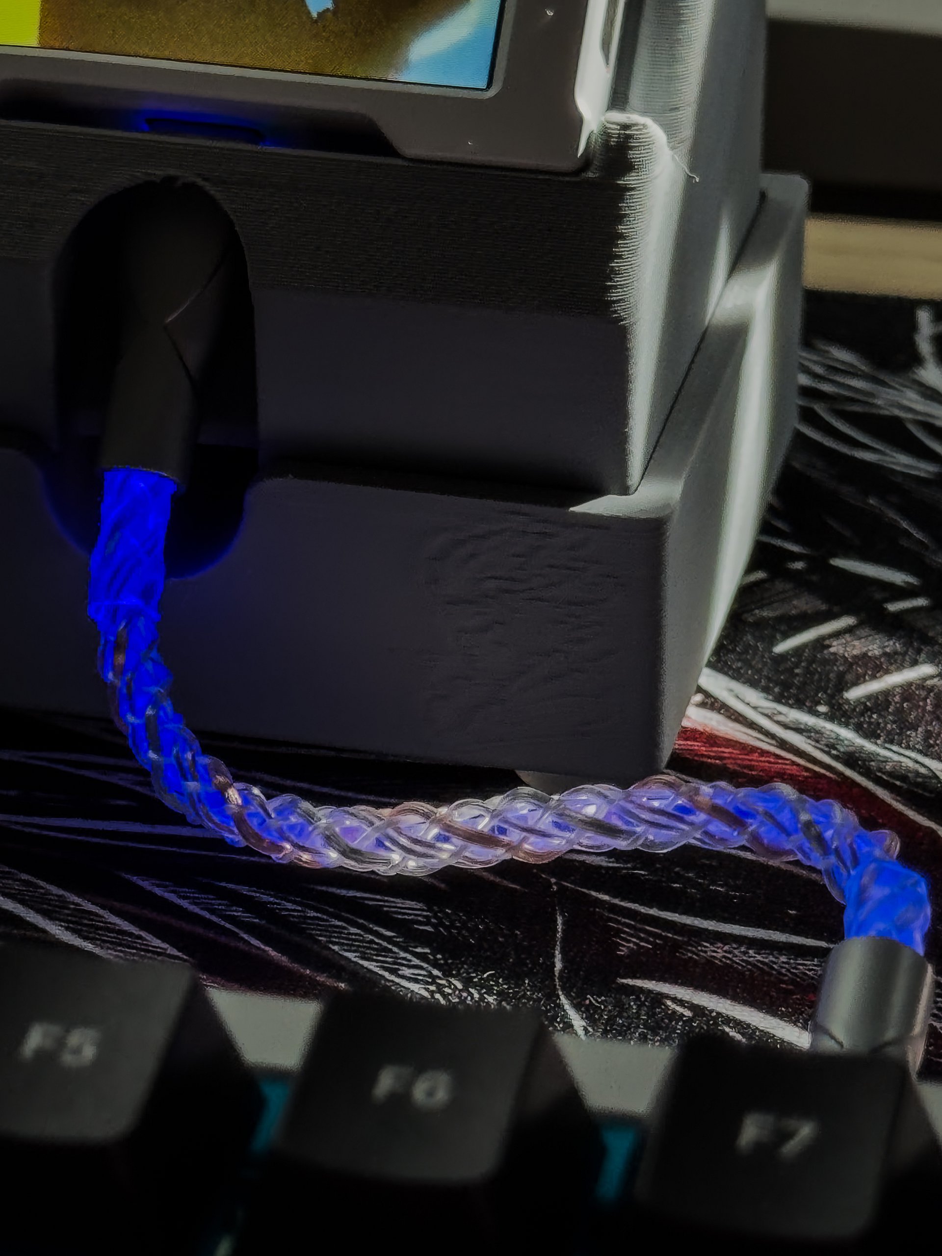 HM Lab 8K Hub Stand 3D STL product image (2)