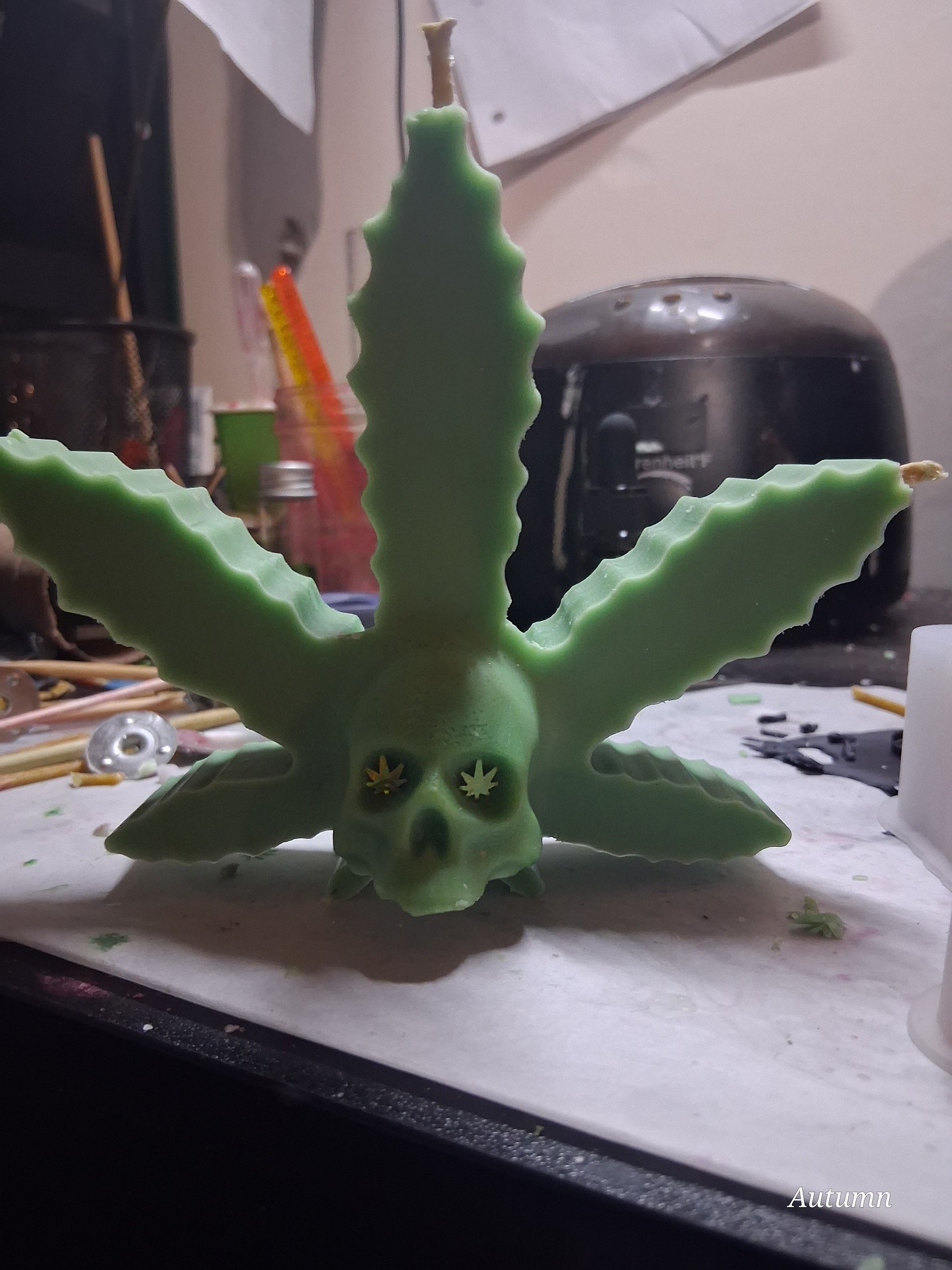 Marijuana Leaf Candle product image (2)