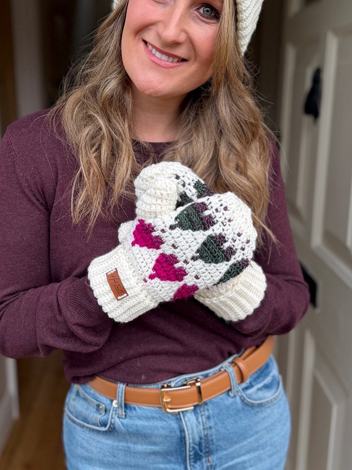 Happy Hearts Mittens Crochet Pattern product image (1)