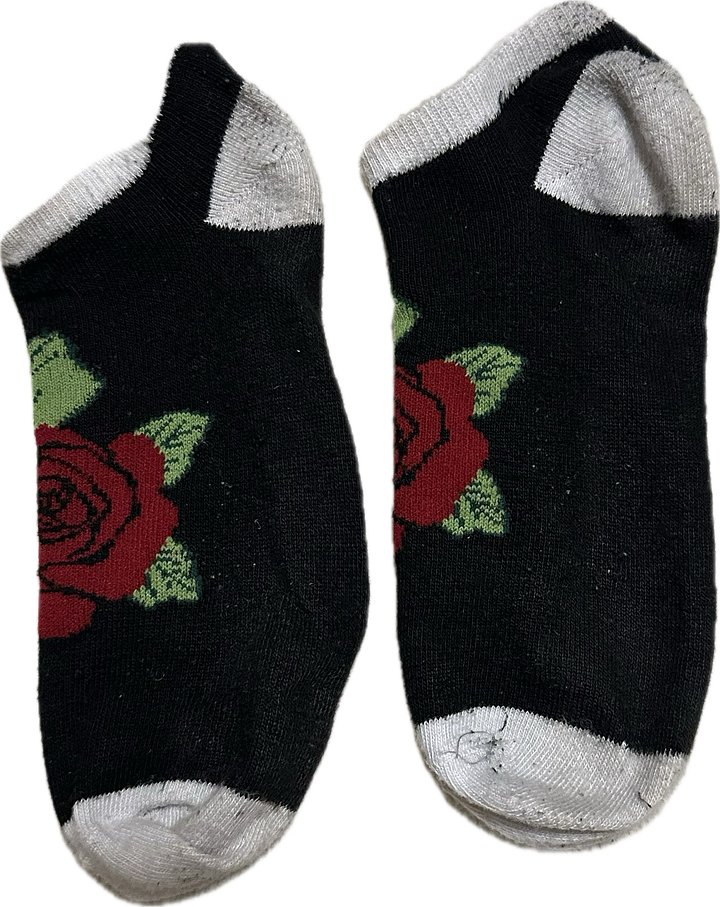 White and black rose ankle socks product image (1)