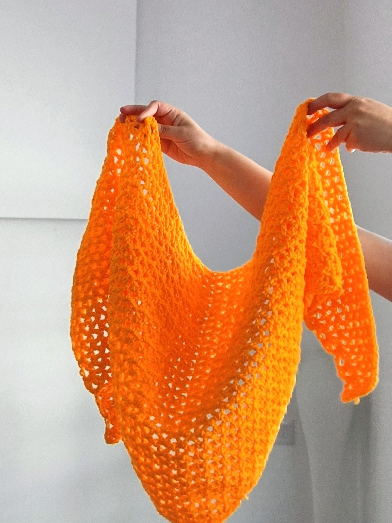 Triangular V still shawl crochet pattern product image (1)