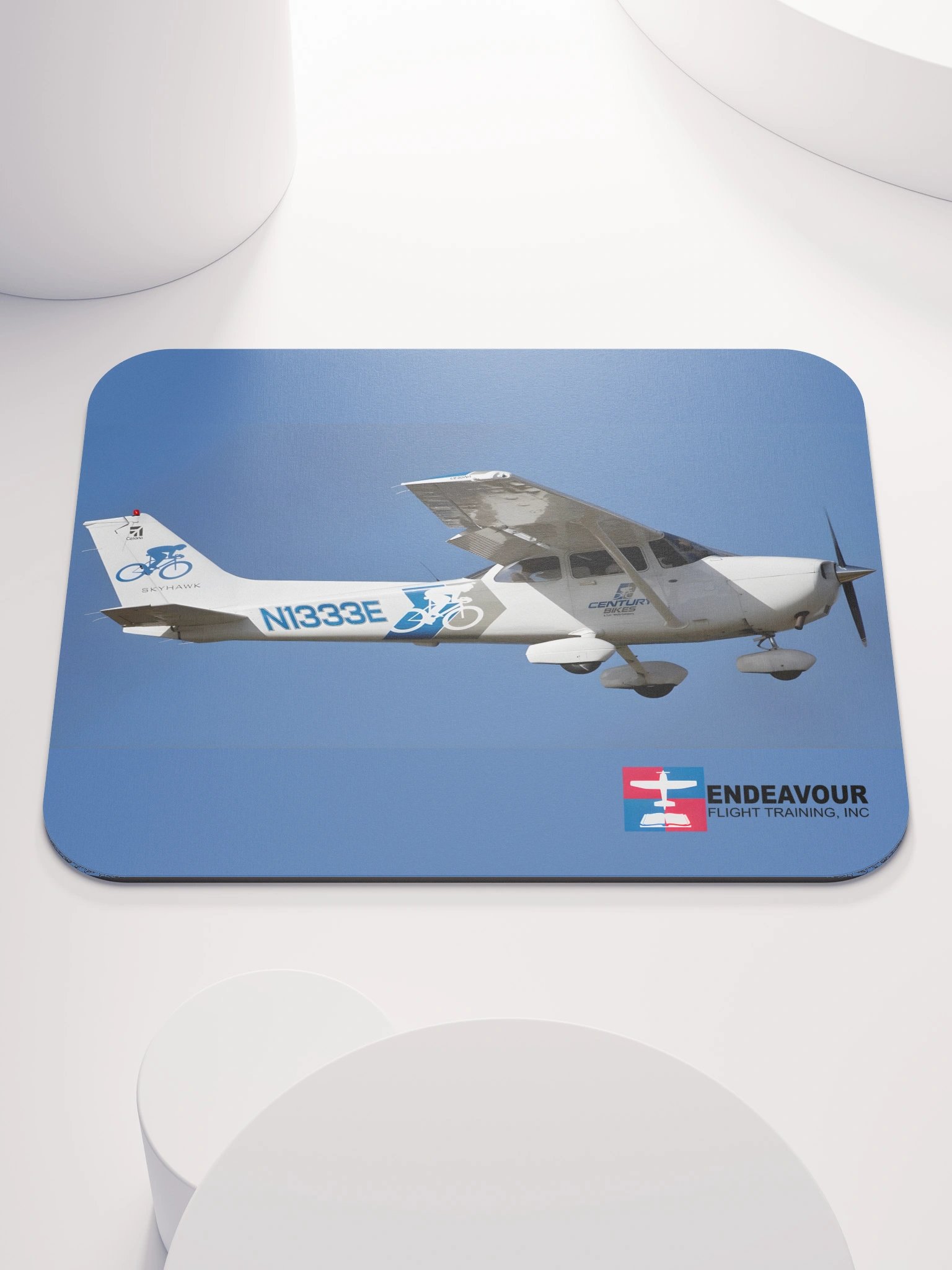 Endeavour Flight Training N1333E - Cessna 172SP G1000 Mouse Pad product image (1)
