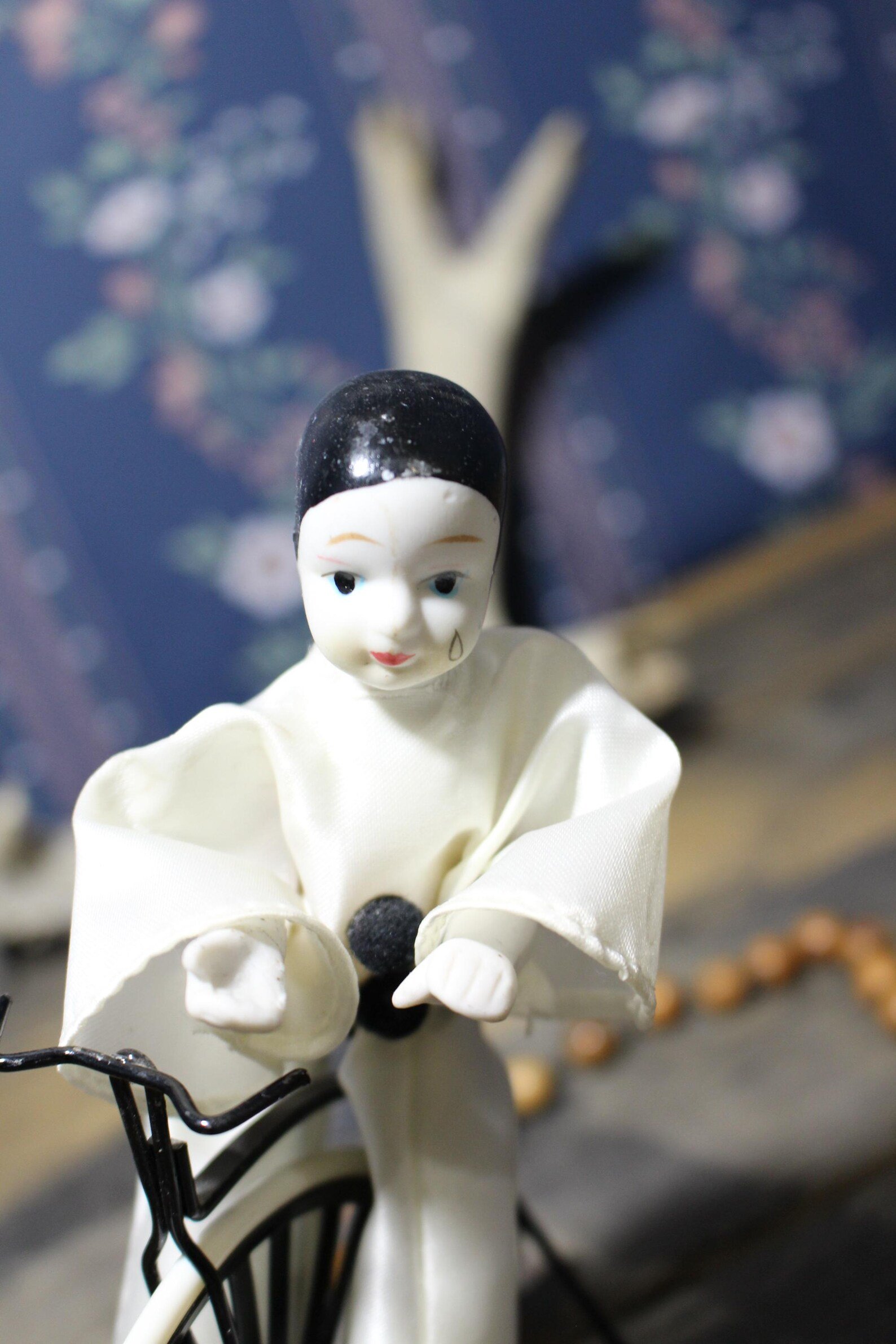 Artifact No.25 - Sad Bicycle Clown product image (7)