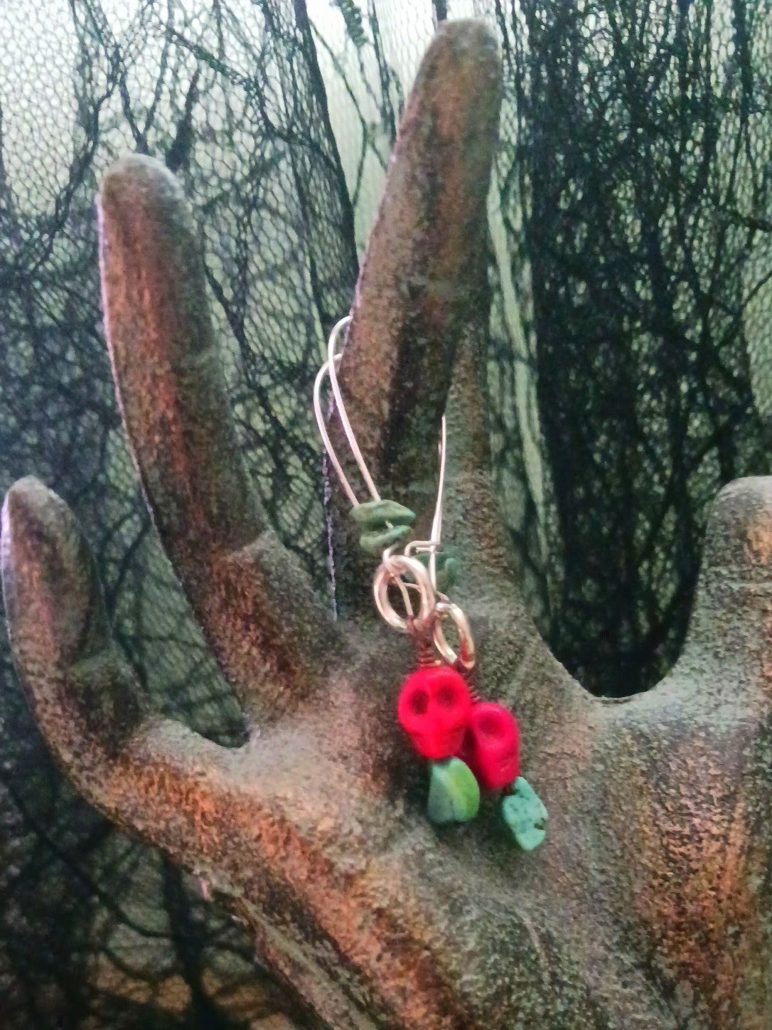 Red Howlite Skull and Turquoise Handmade Gemstone Decor product image (2)