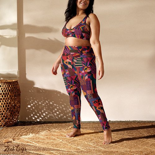 Are you looking for plus-size leggings with an eye-catching ethnic pattern? 
💜🌿 These high-waisted leggings hug your curves i...