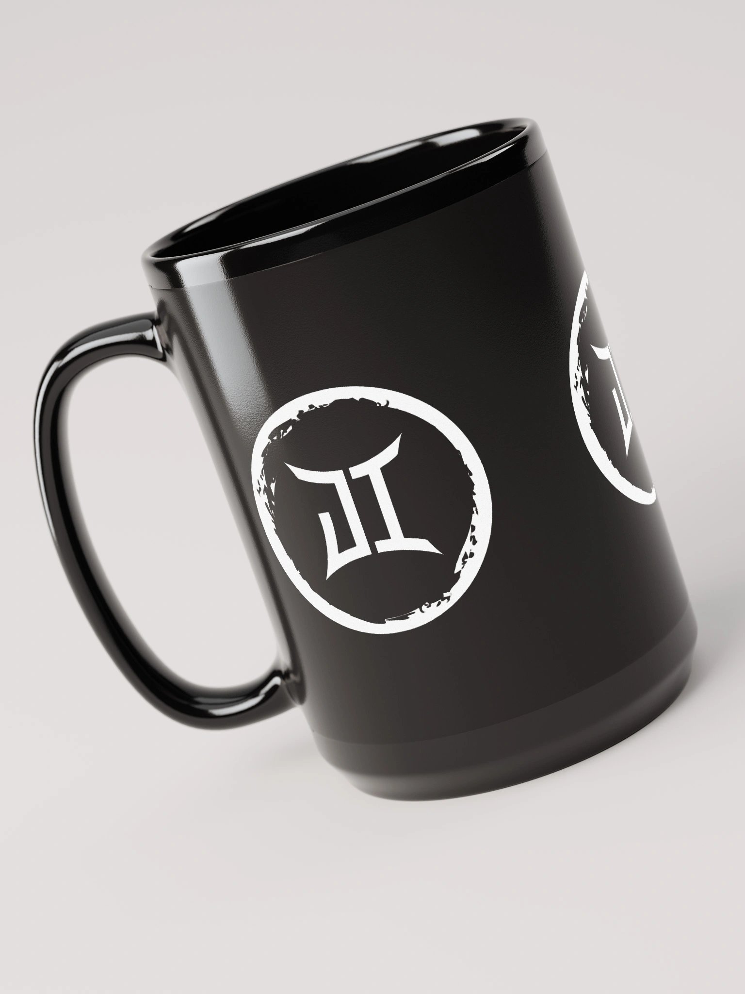 ILLYESJRGAMING Mug (Circle Logo) product image (3)