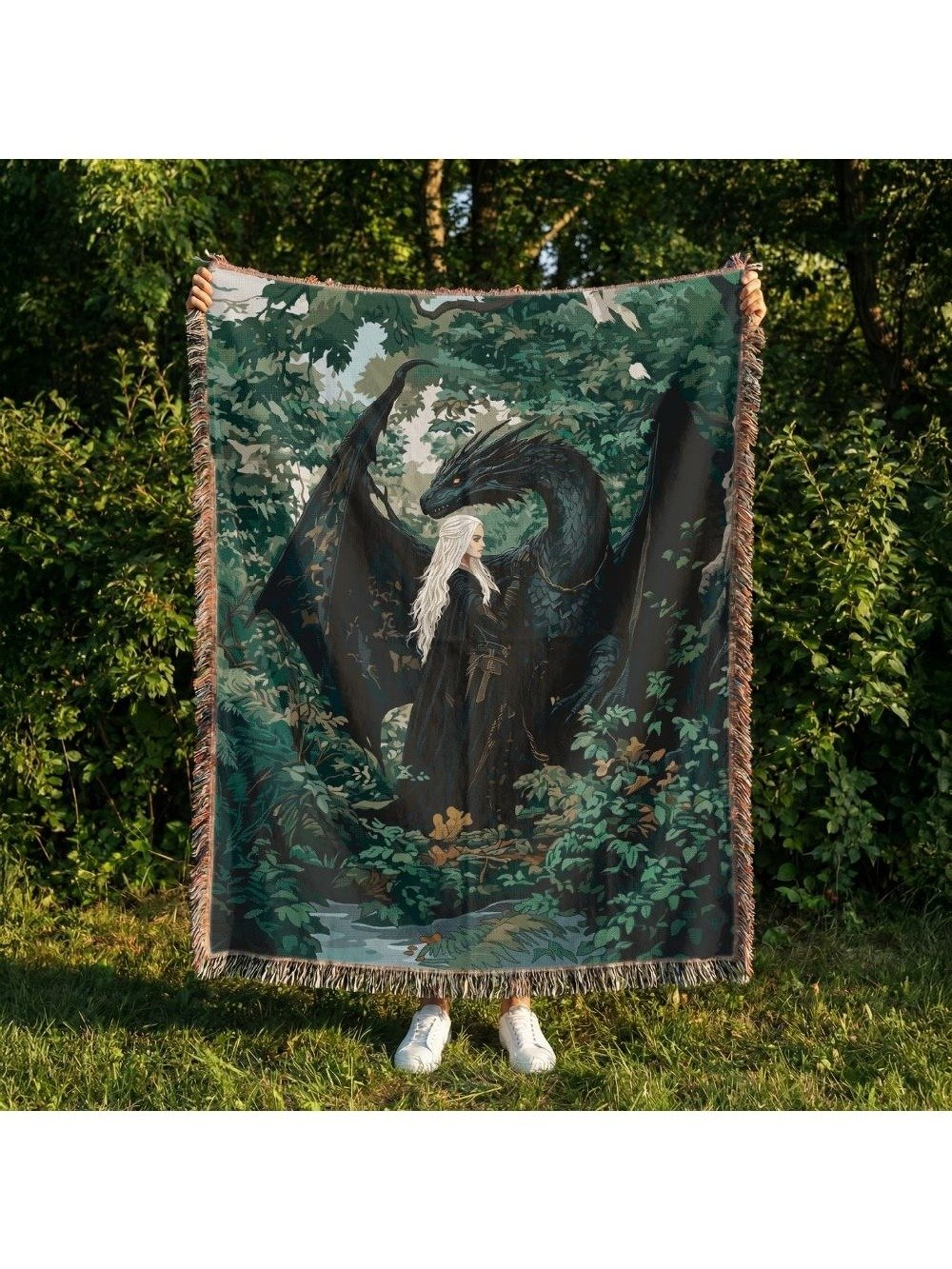 Daenerys & Dragon Woven Throw Blanket – Game of Thrones Home Decor product image (4)