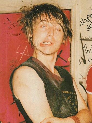 Funny face champion Craig

From the British magazine The Face, January 2003. 

#craignicholls
#thevines