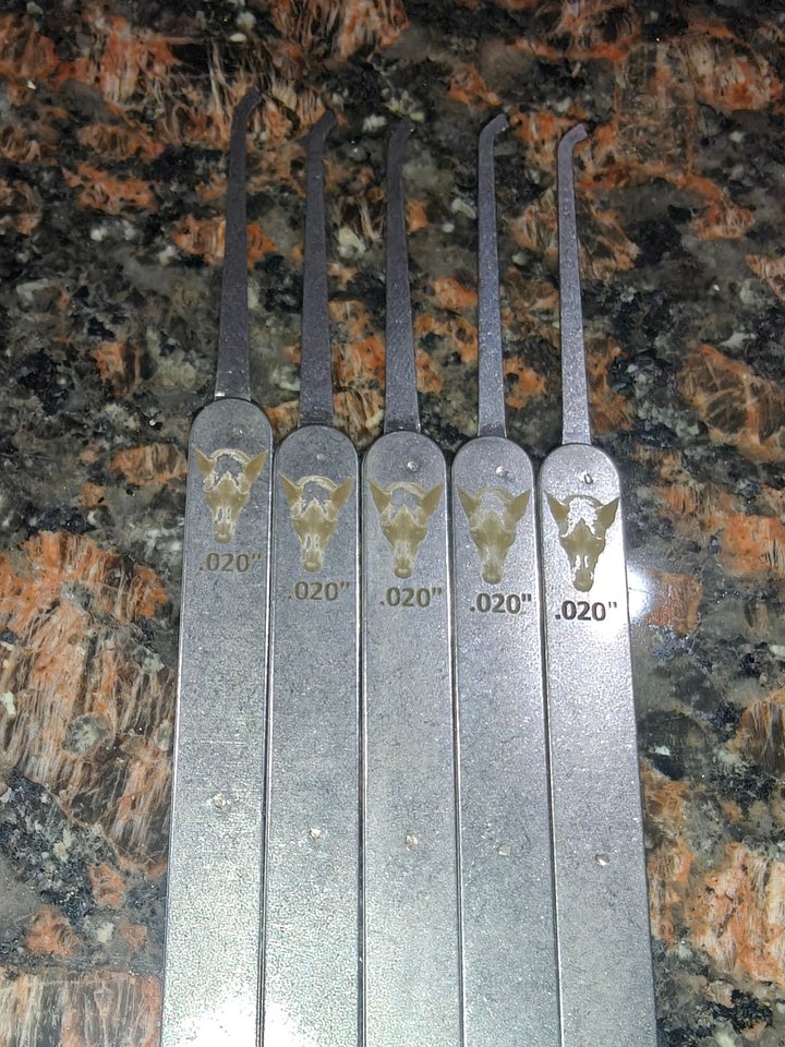 .20 Elephant Trunk (Single Picks) product image (1)