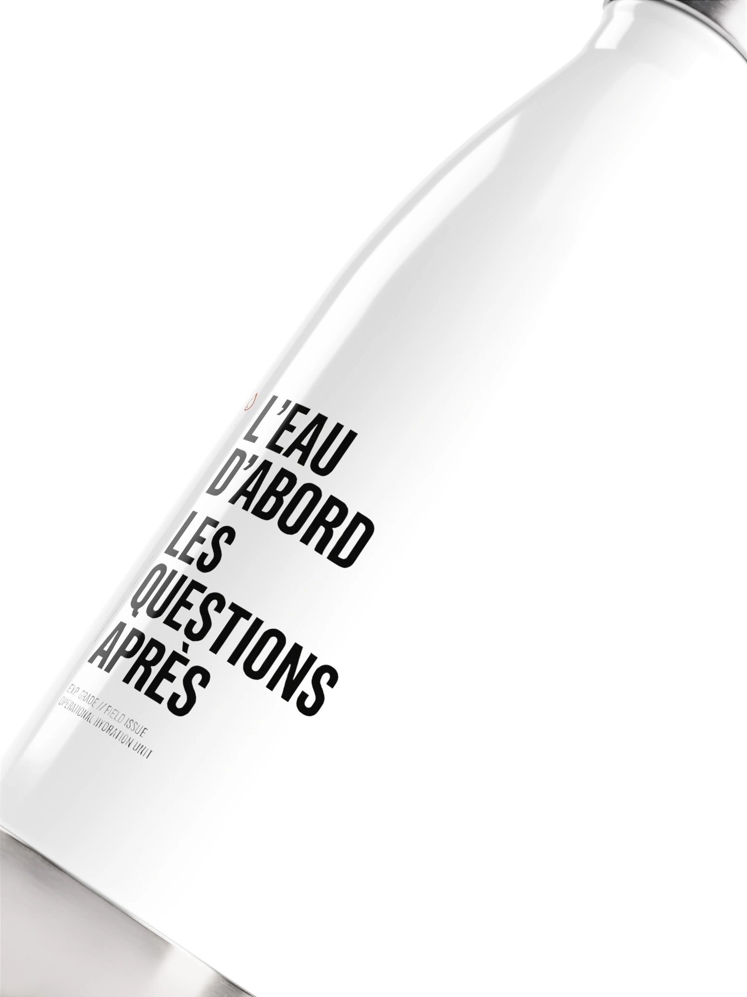 Gourde Isotherme "L'EAU D'ABORD. LES QUESTIONS APRÈS." : Field Issue product image (5)