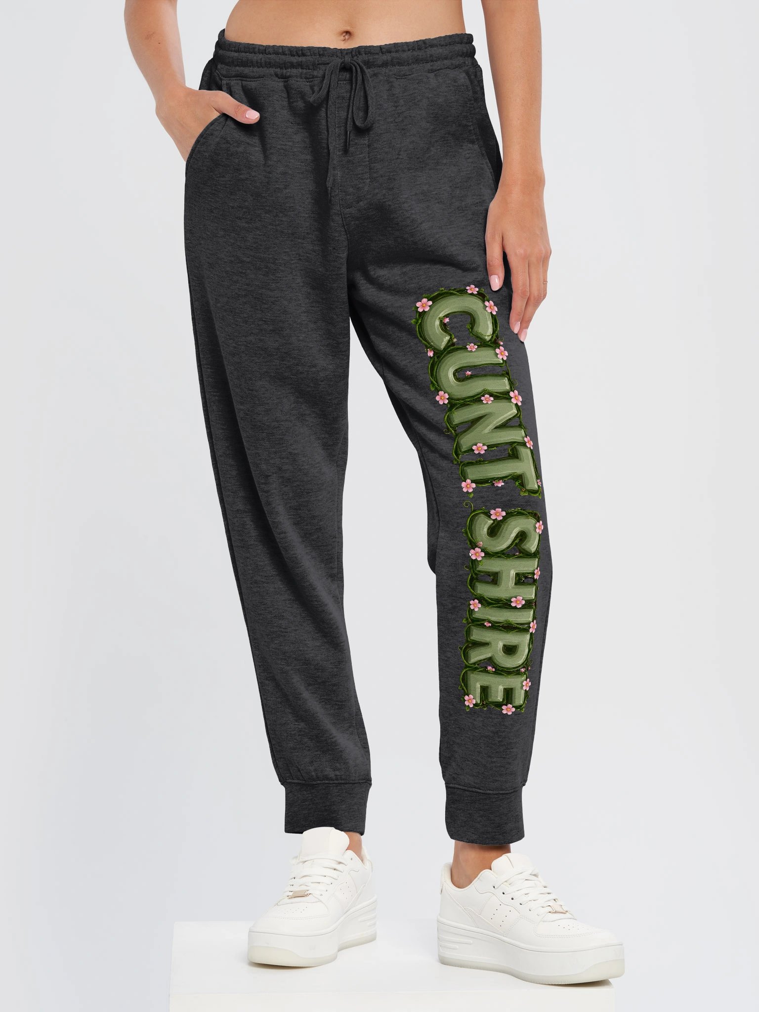 [CUNT SHIRE] Texture Fleece Joggers -Green Logo- product image (6)