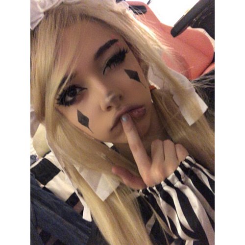 whatever happens happens 🌷⭐️ #egirl#alt#alternative#emo#clown