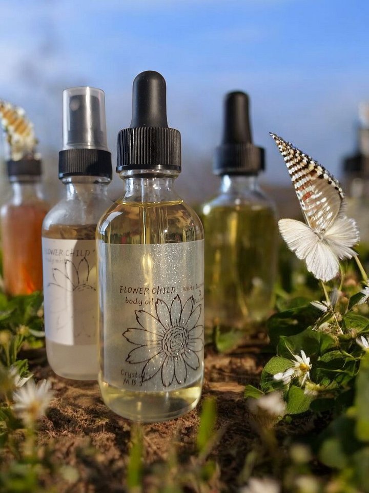 Flower Child Body Oil product image (1)