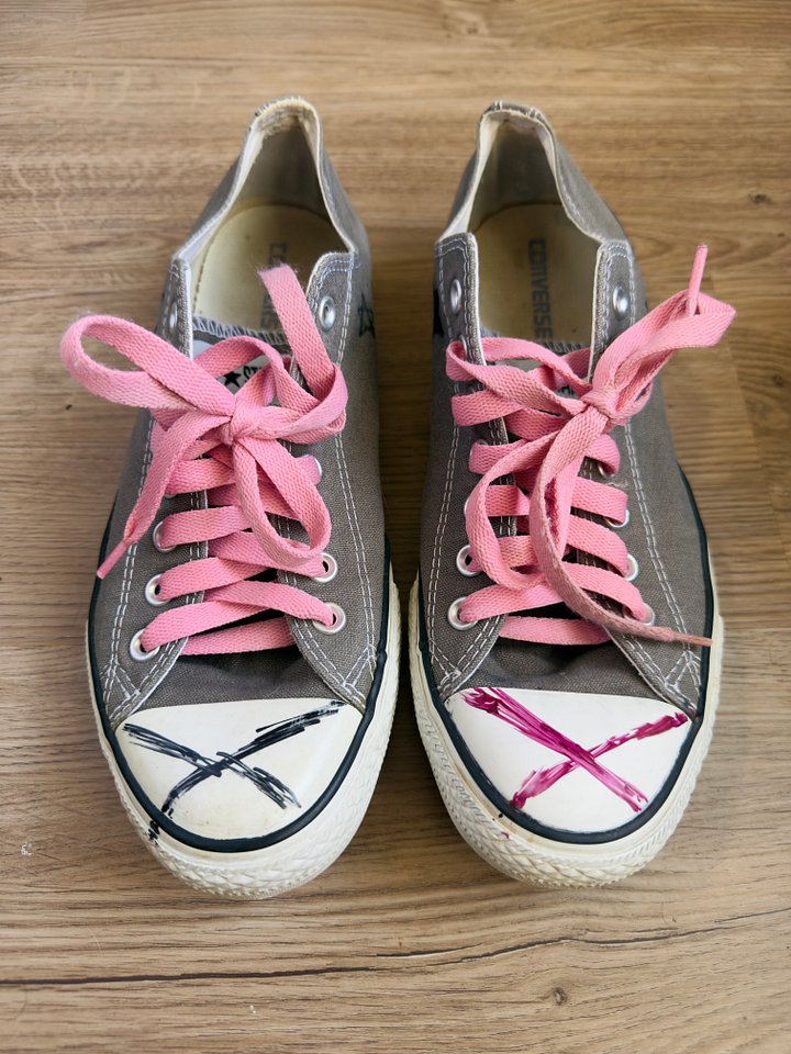 LEYNA Customized Converse product image (1)