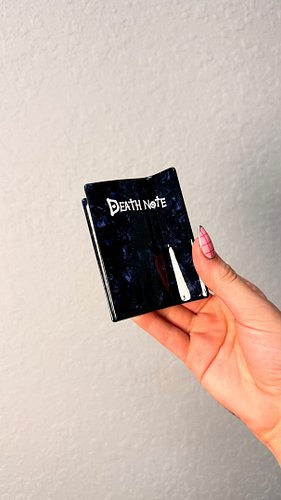 The Death Note hair claw has arrived!!! 

With the requested change of making the teeth white! Which was utter genius by you ...