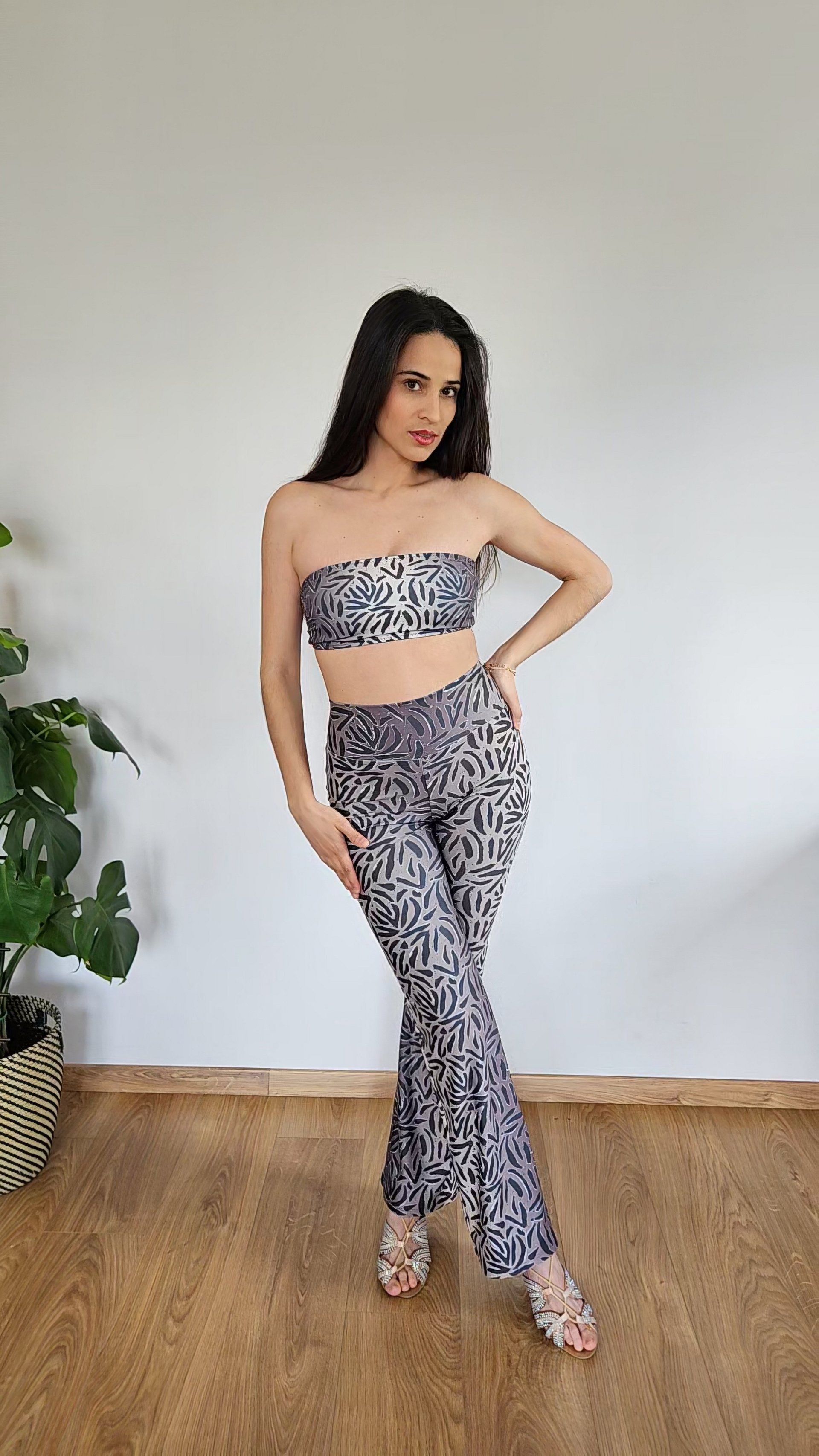 "'Night Jungle" Flare Leggings product image (1)