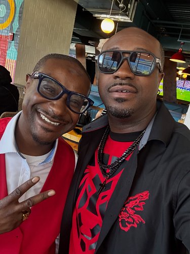 Happy birthday @bespokeboss 🎉🎉🎉 Love you brother keep being great and reaching for the stars! You are so talented keep being ...