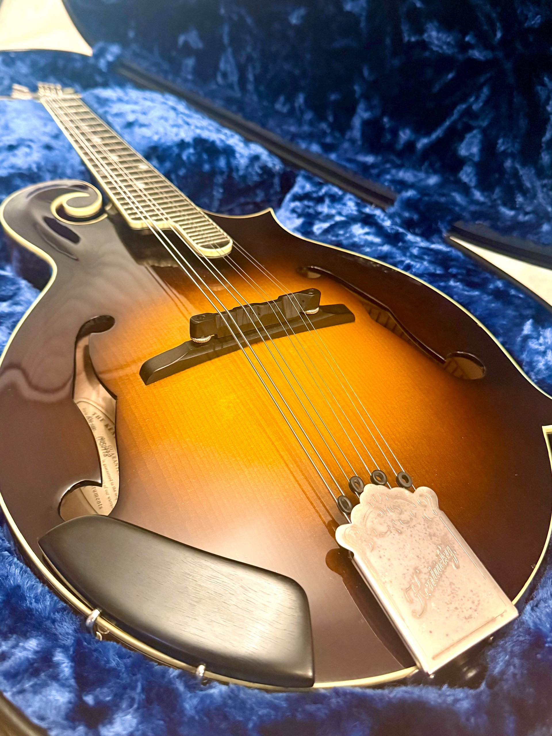 Kentucky KM-1000 "VINTAGE SUNBURST" Master F-Style + HOFFEE CARBON FIBER HSC product image (1)