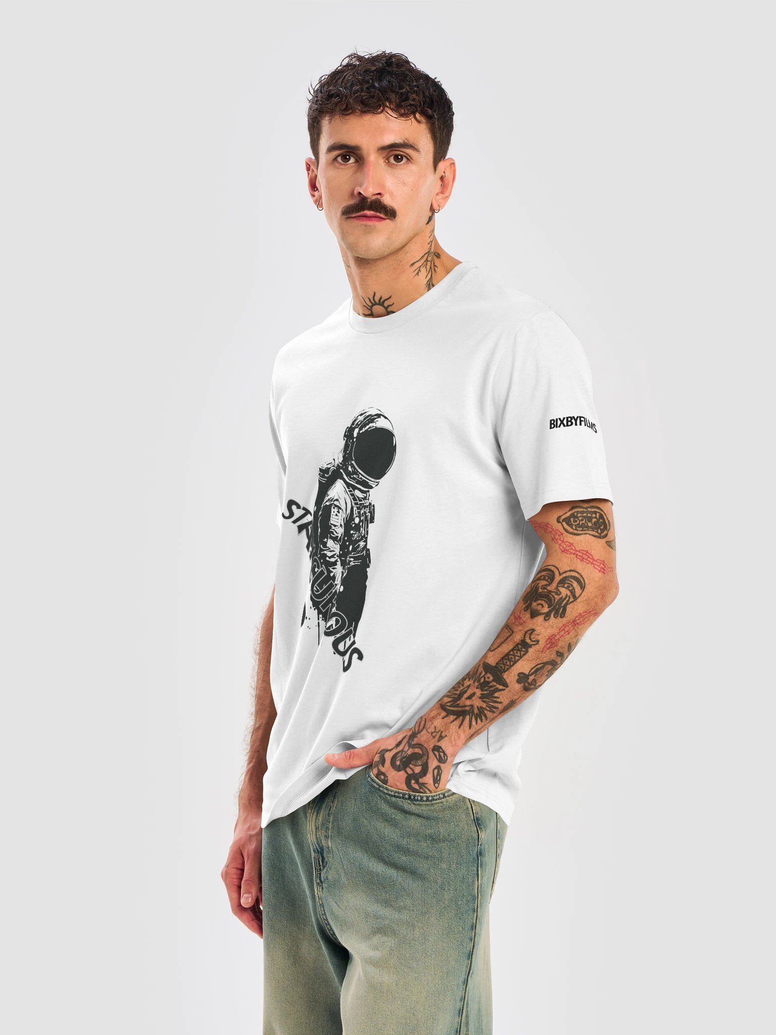 STAY CURIOUS - ASTRONAUT product image (17)