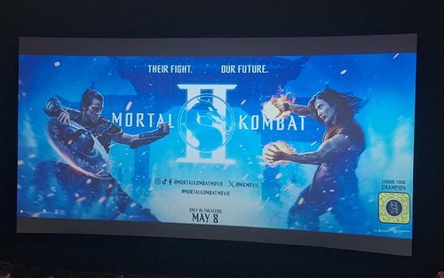 Checking out the #mortalkombatmovie early! Thanks to @otakufestfl @warnerbros for the free ticket!

#mortalkombat #mortalkomb...