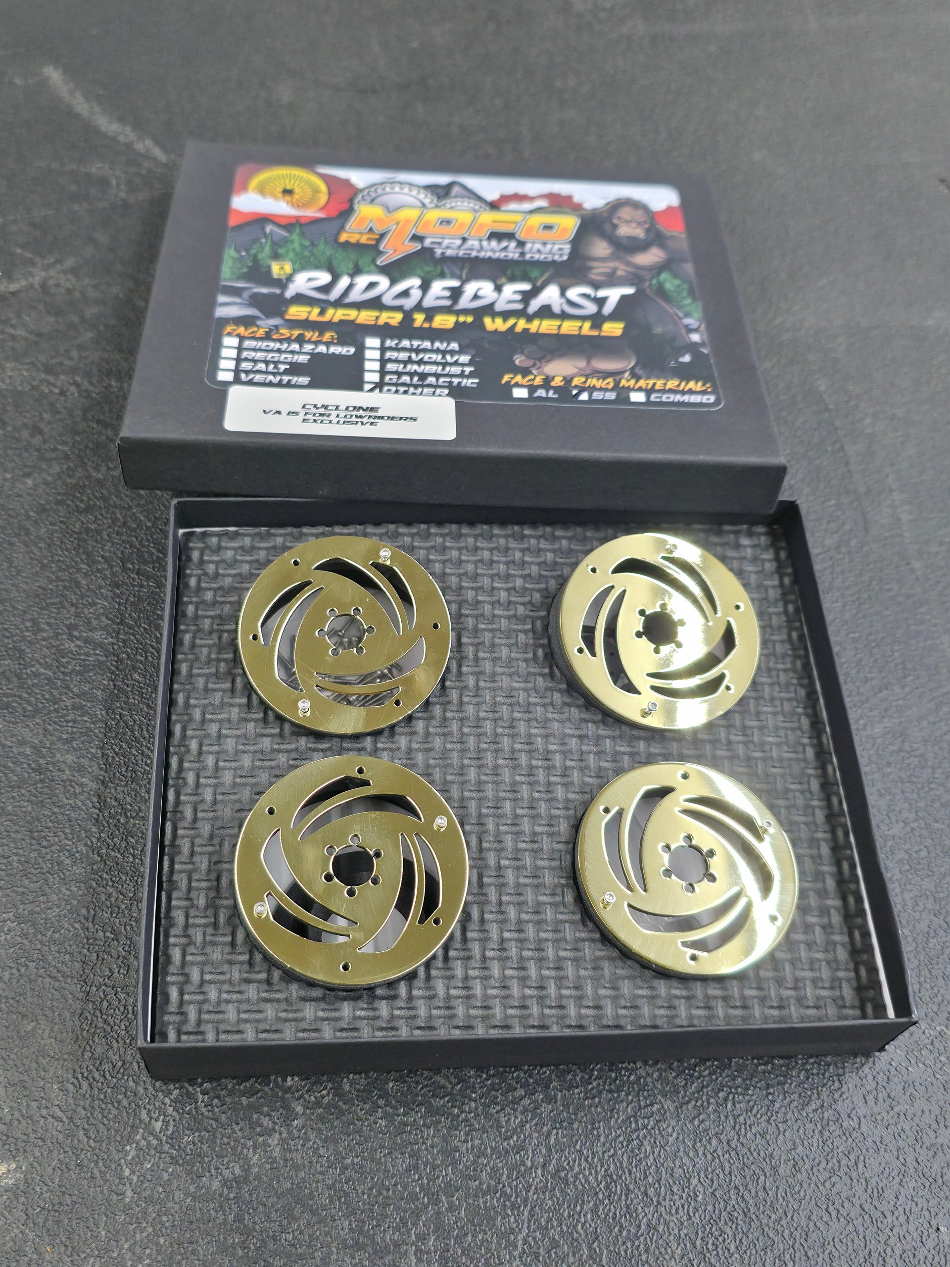 Va lowrider & Mofo rc collaboration ridgebeast 1.8s product image (3)