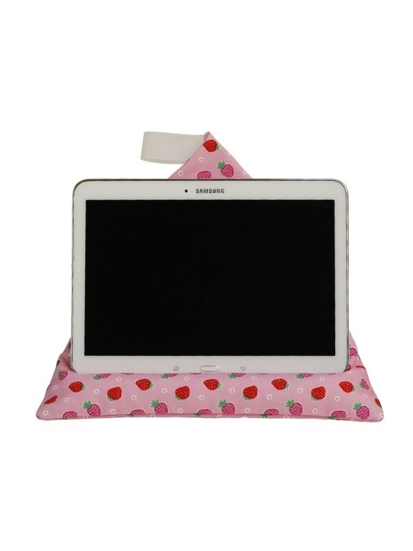 Strawberries Fabric Print product image (4)