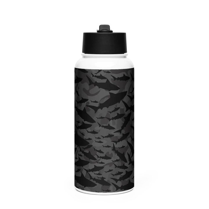 SharkCamo sport bottle product image (1)